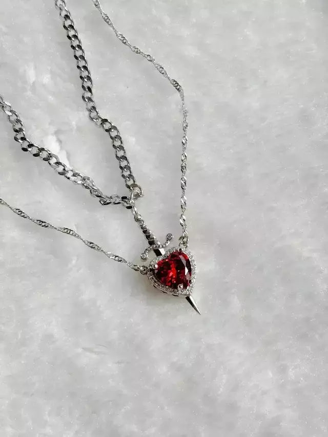 Collar Corazón y Espada Dúo Pareja